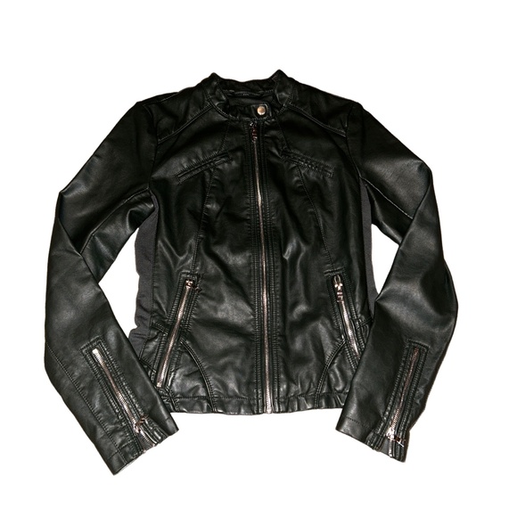 G by Guess Jackets & Blazers - GUESS Dark Green Faux Leather Zipper Pockets Biker Jacket Size Small